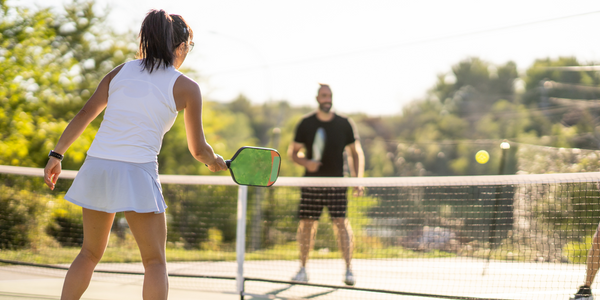 Comprehensive Guide and Tips to Ensure a Solid Pickleball Volley
